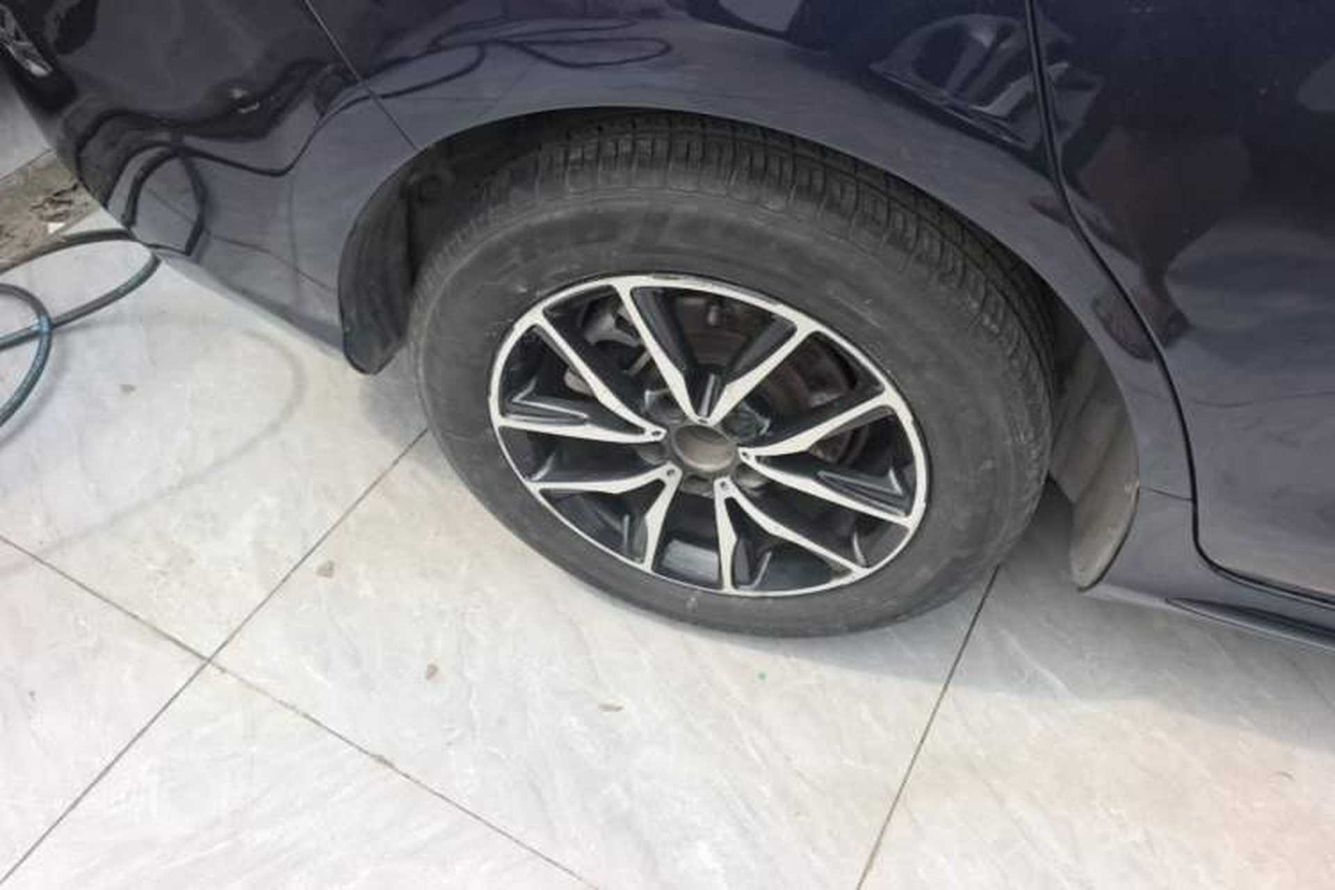 Used BYD Song MAX 2017 1.5T Automatic Smart Connect Prestige 7-Seater Right Rear Wheel Hub