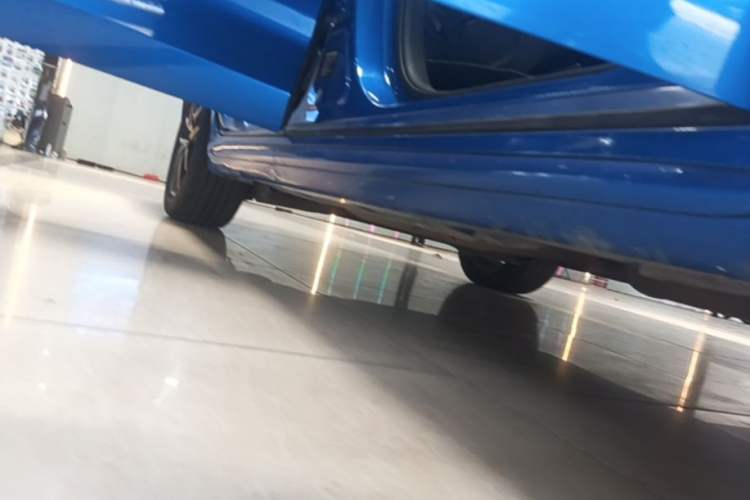 Used BYD Song MAX 2017 1.5T Automatic Smart Connect Elite 7-Seater Right Side Sill