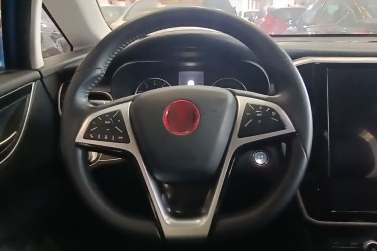 Used BYD Song MAX 2017 1.5T Automatic Smart Connect Elite 7-Seater Steering Wheel