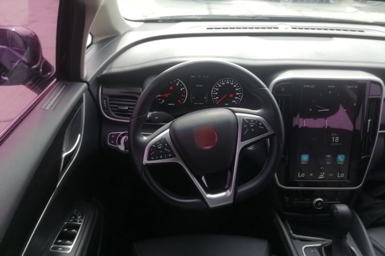 Used BYD Song MAX 2017 1.5T Automatic Smart Connect Elite 7-Seater Steering Wheel