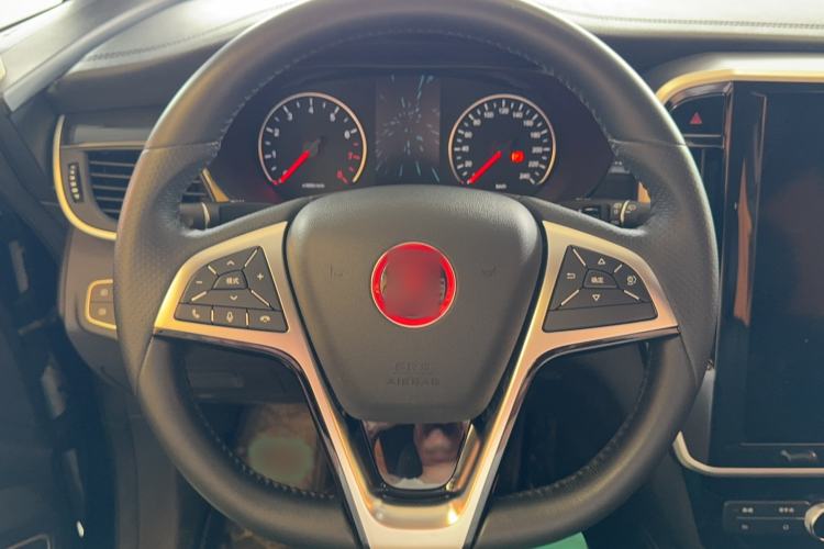 Used BYD Song MAX 2017 1.5T Automatic Smart Connect Elite 7-Seater Steering Wheel