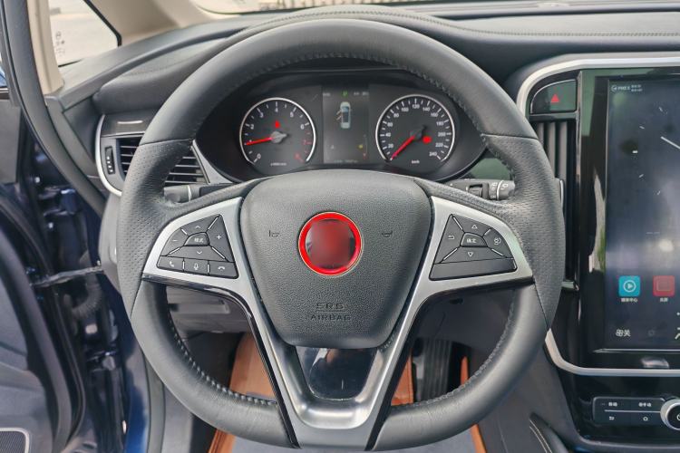 Used BYD Song MAX 2017 1.5T Automatic Smart Connect Elite 7-Seater Steering Wheel