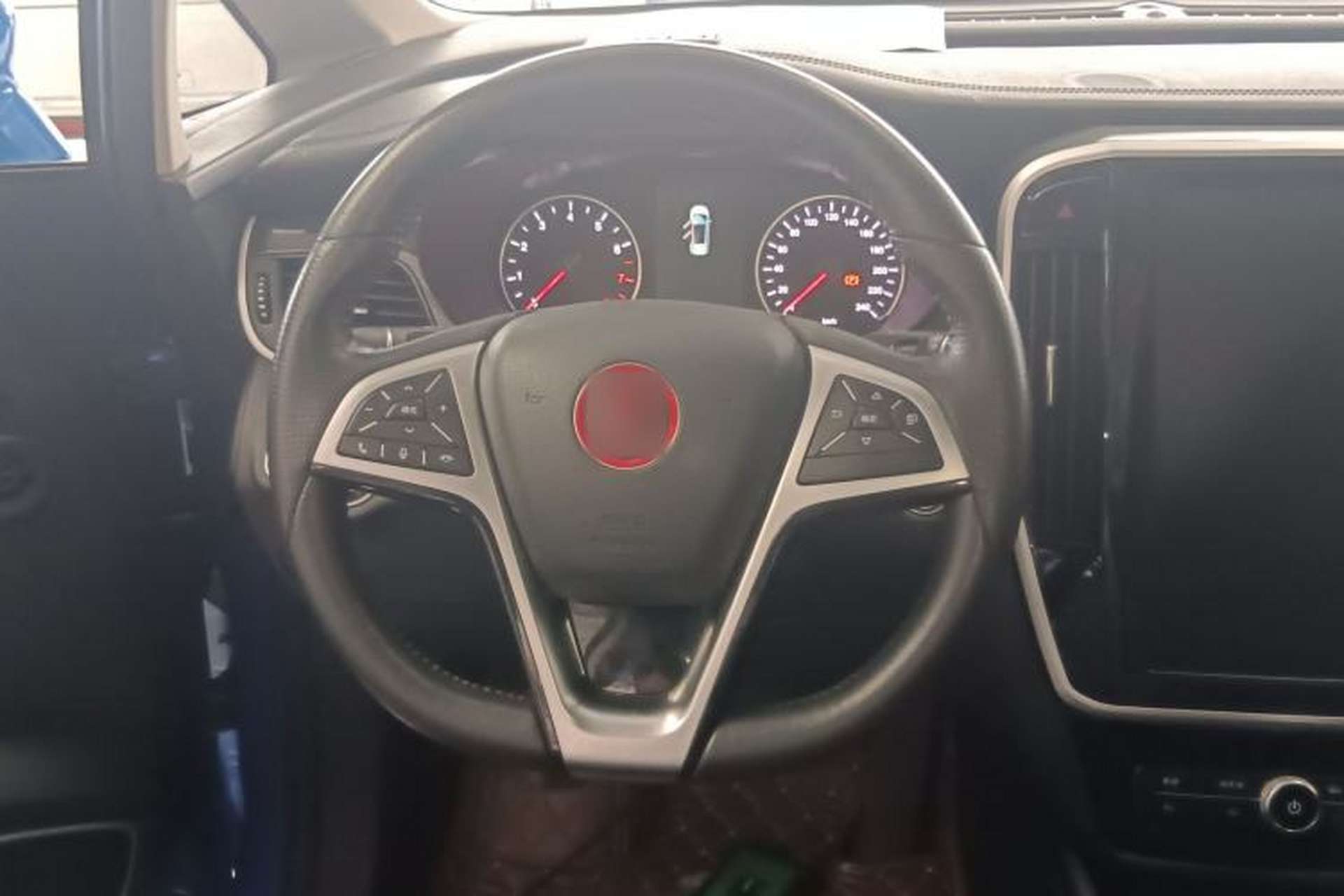 Used BYD Song MAX 2017 1.5T Automatic Smart Connect Elite 7-Seater Steering Wheel
