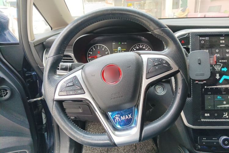Used BYD Song MAX 2017 1.5T Automatic Smart Connect Elite 7-Seater Steering Wheel
