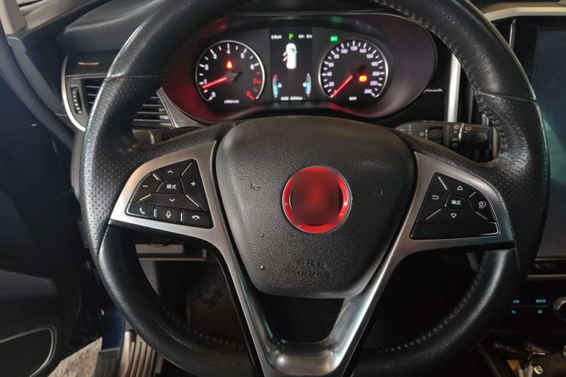 Used BYD Song MAX 2017 1.5T Automatic Smart Connect Luxury 7-Seater Steering Wheel