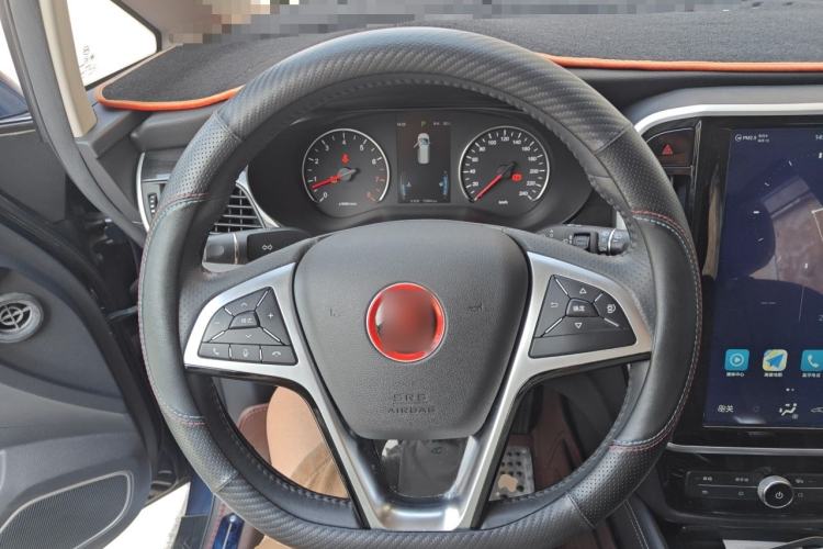 Used BYD Song MAX 2017 1.5T Automatic Smart Connect Elite 7-Seater Steering Wheel