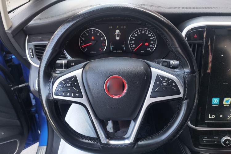 Used BYD Song MAX 2017 1.5T Automatic Smart Connect Elite 7-Seater Steering Wheel