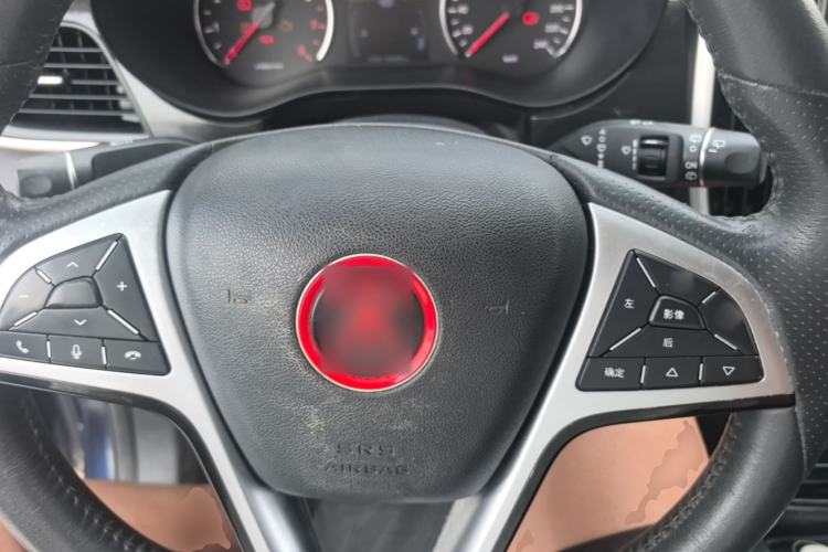 Used BYD Song MAX 2017 1.5T Automatic Smart Connect Prestige 7-Seater Steering Wheel