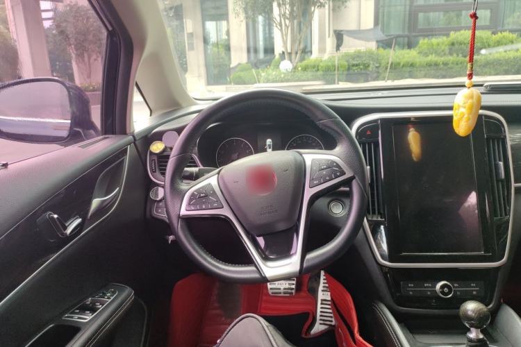 Used BYD Song MAX 2017 1.5T Automatic Smart Connect Prestige 7-Seater Steering Wheel