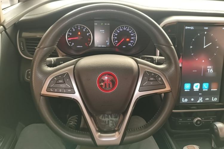 Used BYD Song MAX 2017 1.5T Automatic Smart Connect Elite 7-Seater Steering Wheel