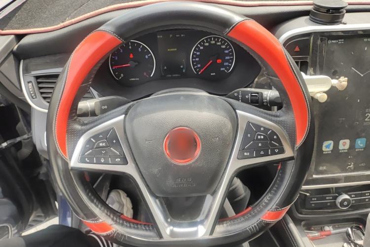 Used BYD Song MAX 2017 1.5T Automatic Smart Connect Prestige 7-Seater Steering Wheel