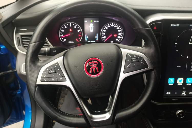 Used BYD Song MAX 2017 1.5T Automatic Smart Connect Elite 7-Seater Steering Wheel