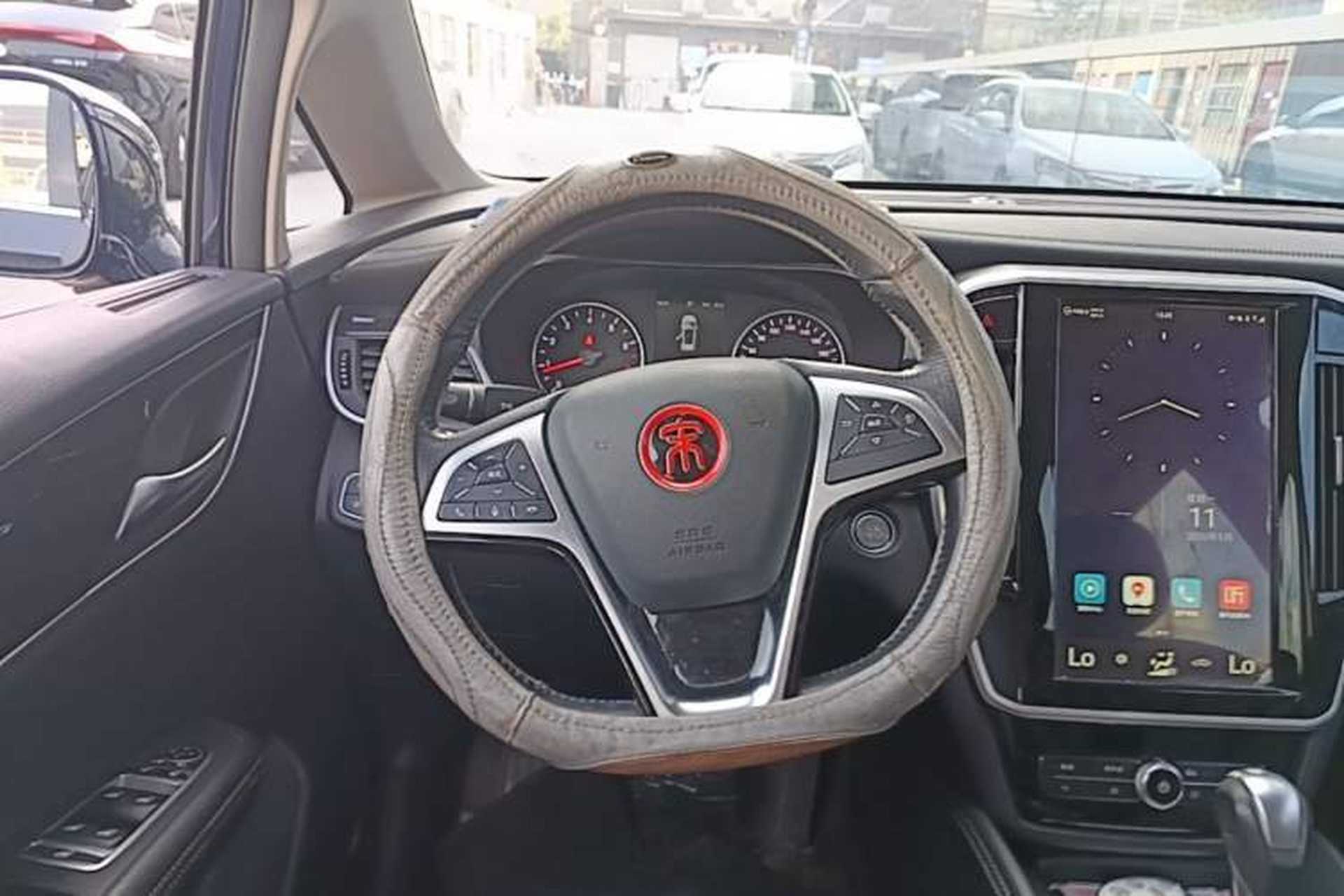 Used BYD Song MAX 2017 1.5T Automatic Smart Connect Elite 7-Seater Steering Wheel