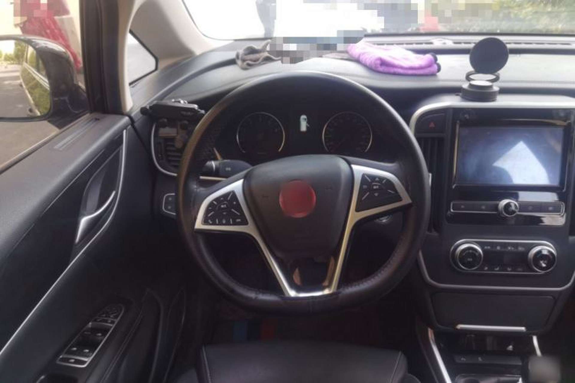 Used BYD Song MAX 2017 1.5T Manual Comfort 7-Seater Steering Wheel