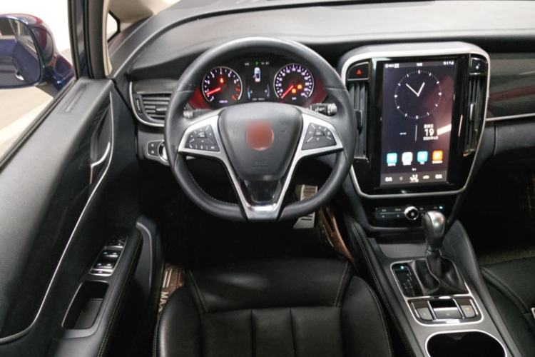 Used BYD Song MAX 2017 1.5T Automatic Smart Connect Elite 7-Seater Steering Wheel