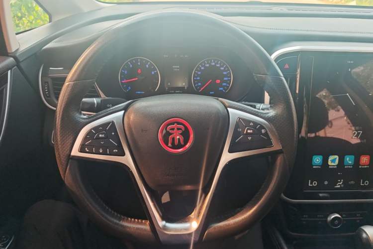 Used BYD Song MAX 2017 1.5T Automatic Comfort Model 7 Seats Steering Wheel