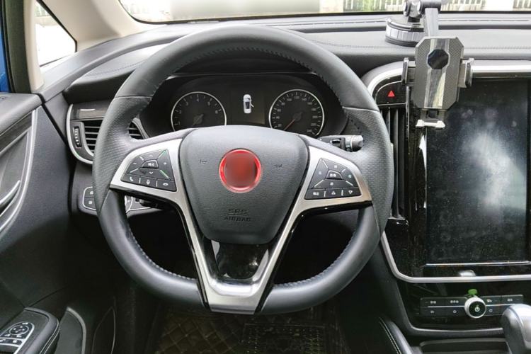 Used BYD Song MAX 2017 1.5T Automatic Smart Connect Prestige 7-Seater Steering Wheel