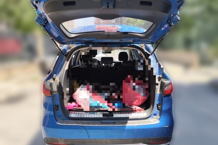Used BYD Song MAX 2017 1.5T Automatic Smart Connect Elite 7-Seater Trunk
