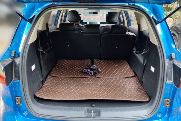 Used BYD Song MAX 2017 1.5T Automatic Smart Connect Elite 7-Seater Trunk