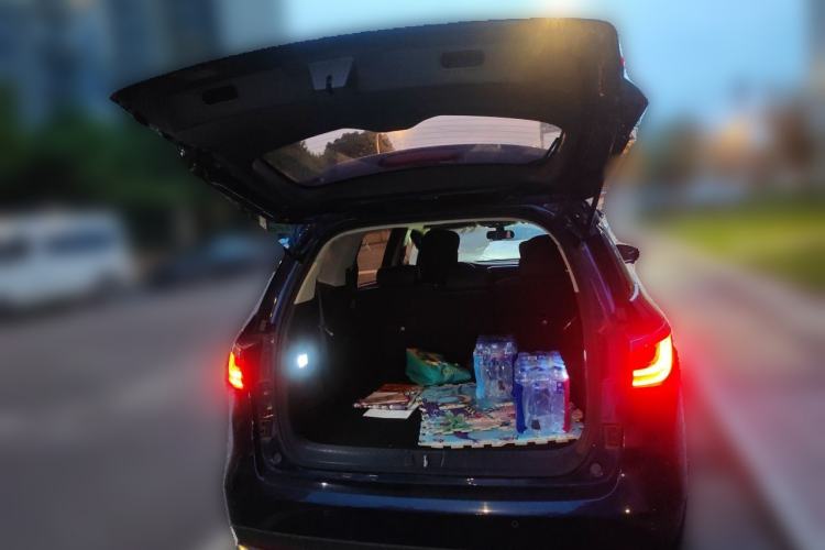 Used BYD Song MAX 2017 1.5T Automatic Smart Connect Elite 7-Seater Trunk