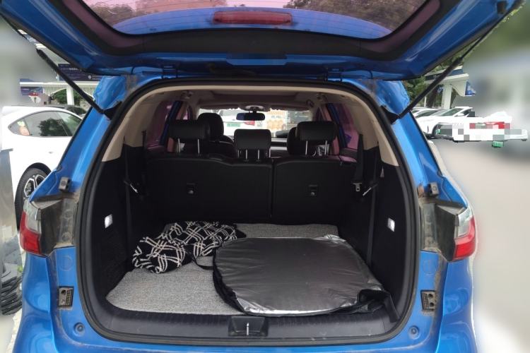 Used BYD Song MAX 2017 1.5T Automatic Smart Connect Elite 7-Seater Trunk