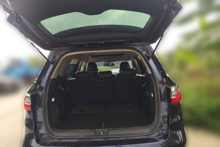 Used BYD Song MAX 2017 1.5T Automatic Smart Connect Elite 7-Seater Trunk