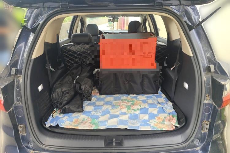 Used BYD Song MAX 2017 1.5T Automatic Smart Connect Prestige 7-Seater Trunk