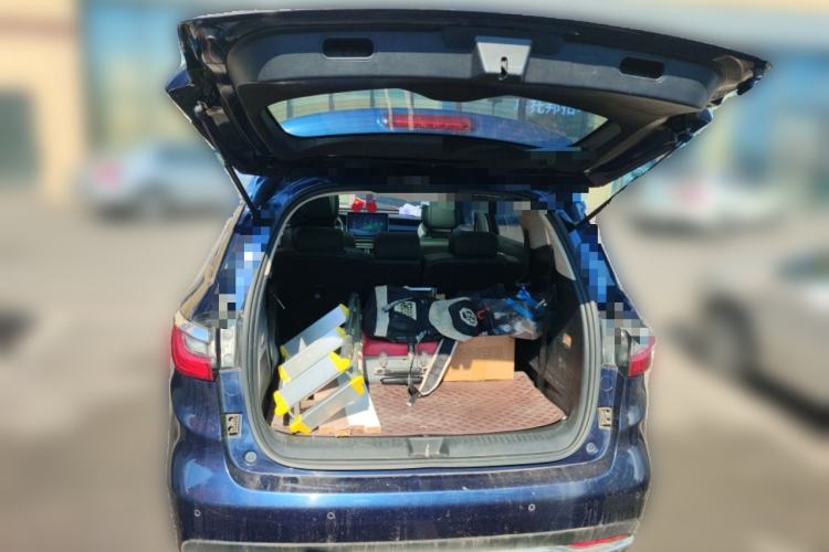 Used BYD Song MAX 2017 1.5T Automatic Smart Connect Elite 7-Seater Trunk
