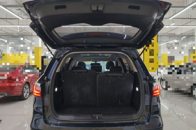 Used BYD Song MAX 2017 1.5T Automatic Smart Connect Elite 7-Seater Trunk