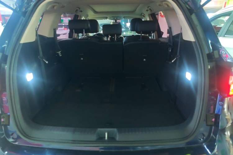 Used BYD Song MAX 2017 1.5T Automatic Smart Connect Elite 7-Seater Trunk