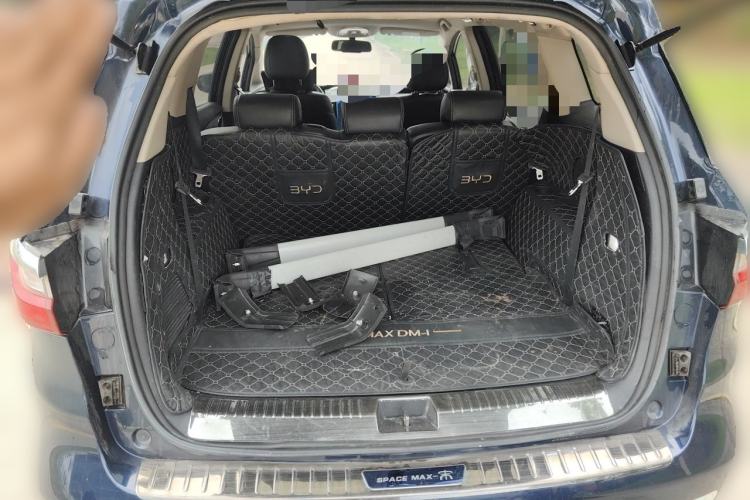 Used BYD Song MAX 2017 1.5T Automatic Smart Connect Prestige 7-Seater Trunk