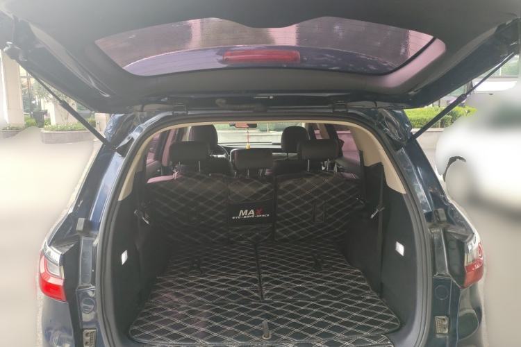 Used BYD Song MAX 2017 1.5T Automatic Smart Connect Prestige 7-Seater Trunk