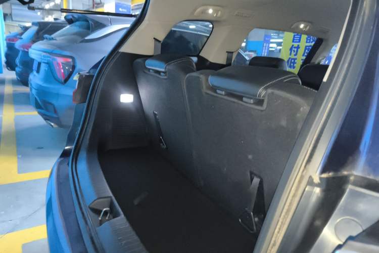 Used BYD Song MAX 2017 1.5T Automatic Smart Connect Luxury 7-Seater Trunk