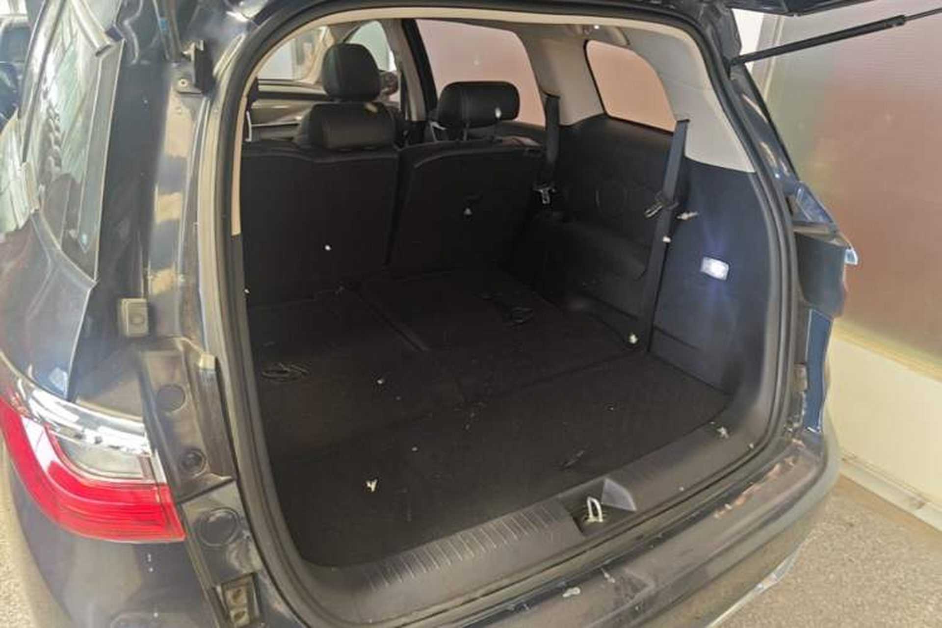 Used BYD Song MAX 2017 1.5T Automatic Smart Connect Prestige 7-Seater Trunk