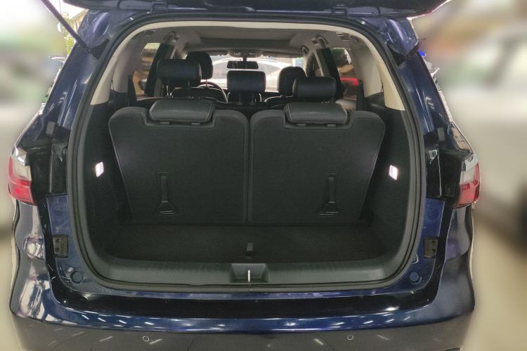 Used BYD Song MAX 2017 1.5T Automatic Smart Connect Elite 7-Seater Trunk