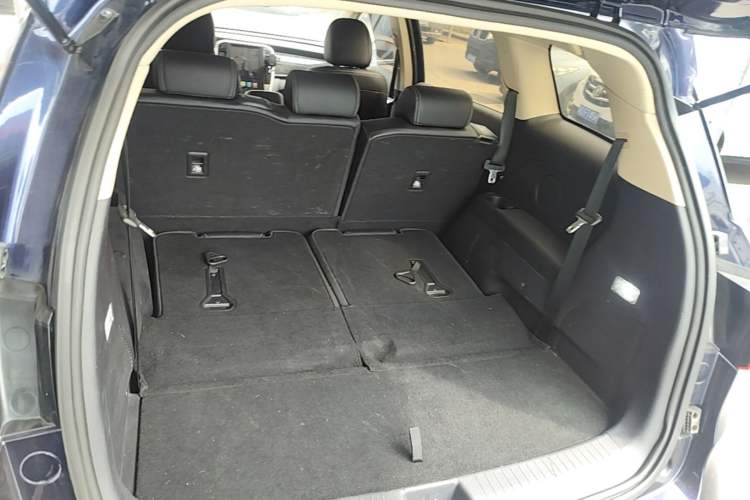 Used BYD Song MAX 2017 1.5T Automatic Smart Connect Luxury 7-Seater Trunk