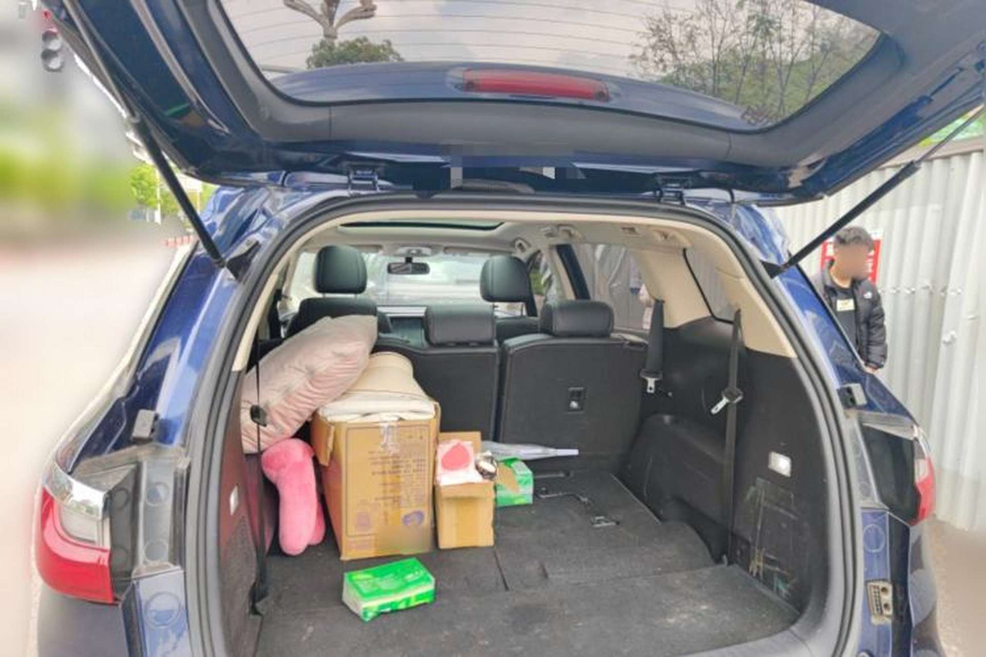 Used BYD Song MAX 2017 1.5T Automatic Smart Connect Elite 7-Seater Trunk
