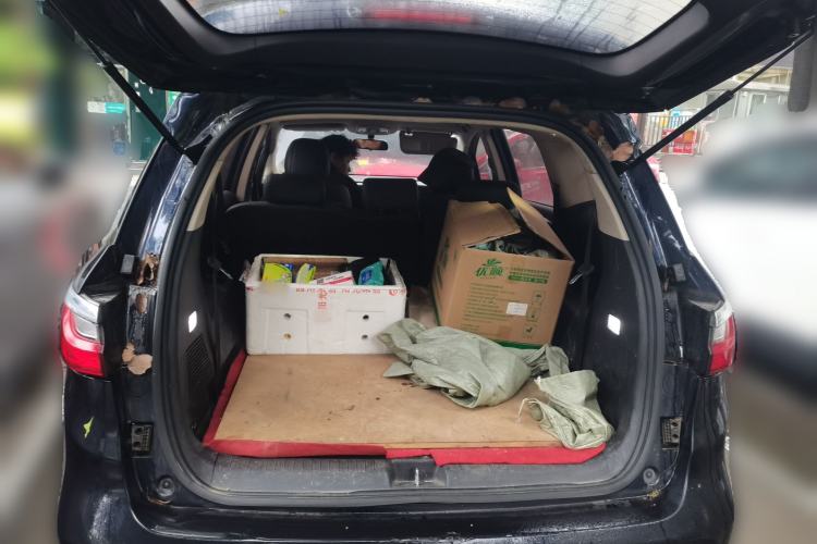 Used BYD Song MAX 2017 1.5T Automatic Smart Connect Luxury 7-Seater Trunk