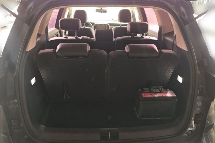 Used BYD Song MAX 2017 1.5T Automatic Smart Connect Elite 7-Seater Trunk