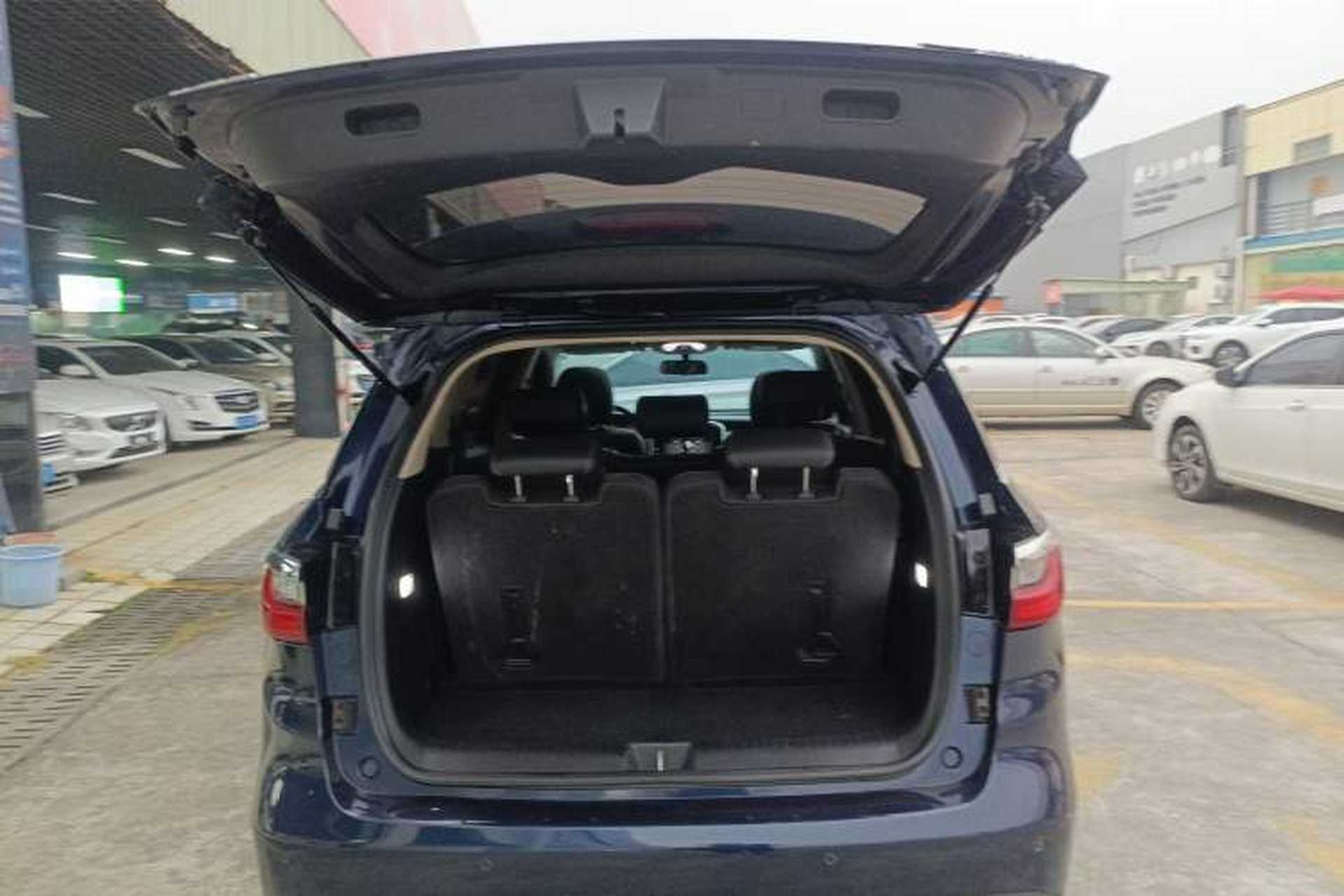 Used BYD Song MAX 2017 1.5T Automatic Smart Connect Elite 7-Seater Trunk