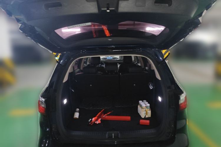 Used BYD Song MAX 2017 1.5T Automatic Smart Connect Elite 7-Seater Trunk
