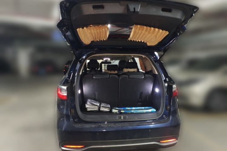 Used BYD Song MAX 2017 1.5T Automatic Smart Connect Elite 7-Seater Trunk