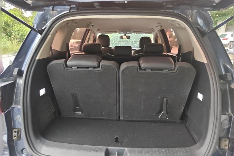Used BYD Song MAX 2017 1.5T Manual Smart Connect Luxury 7-Seater Trunk