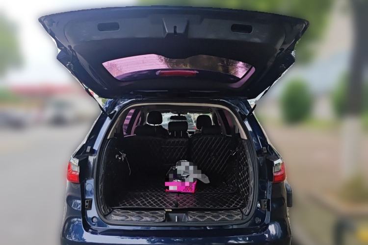 Used BYD Song MAX 2017 1.5T Automatic Smart Connect Elite 7-Seater Trunk