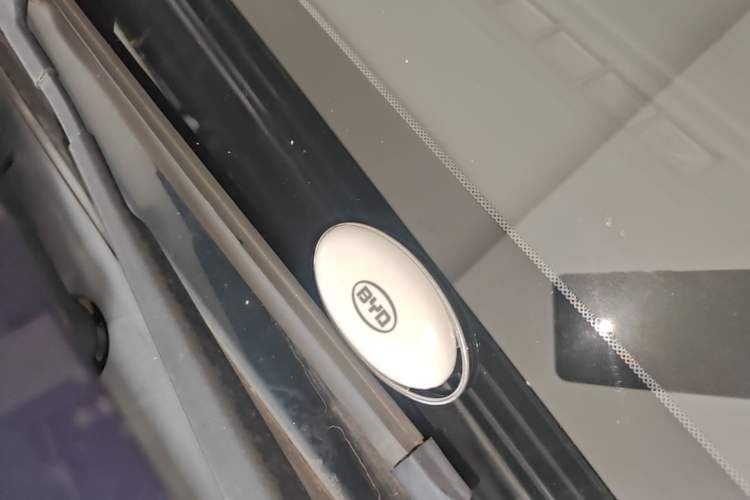 Used BYD Song MAX 2017 1.5T Automatic Smart Connect Elite 7-Seater Vehicle Key