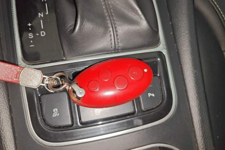 Used BYD Song MAX 2017 1.5T Automatic Smart Connect Luxury 7-Seater Vehicle Key