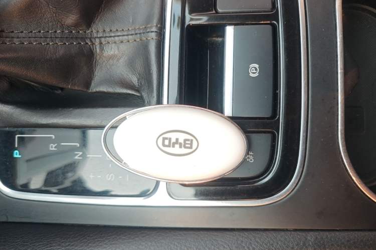 Used BYD Song MAX 2017 1.5T Automatic Comfort Model 7 Seats Vehicle Key