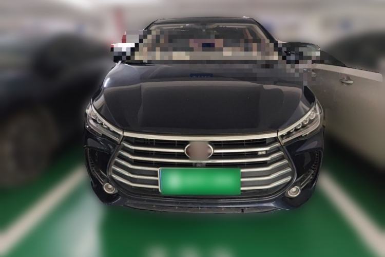 Used BYD Song MAX 2017 1.5T Automatic Smart Connect Elite 7-Seater Front