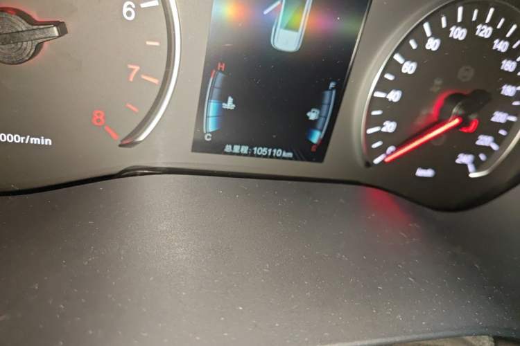 Used BYD Song MAX 2017 1.5T Automatic Smart Connect Elite 7-Seater Odometer Close Up