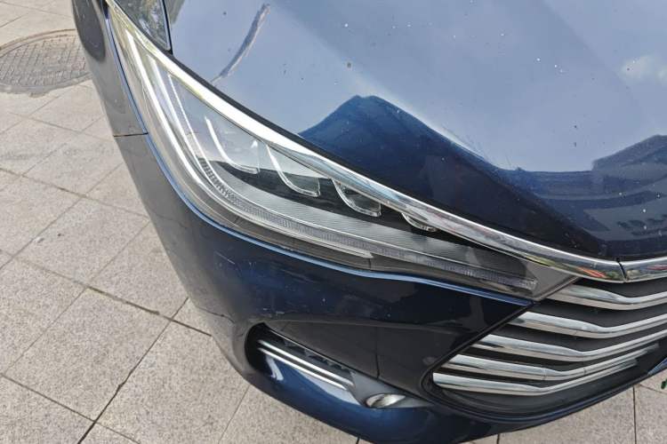 Used BYD Song MAX 2017 1.5T Automatic Smart Connect Luxury 7-Seater Right Front Headlight